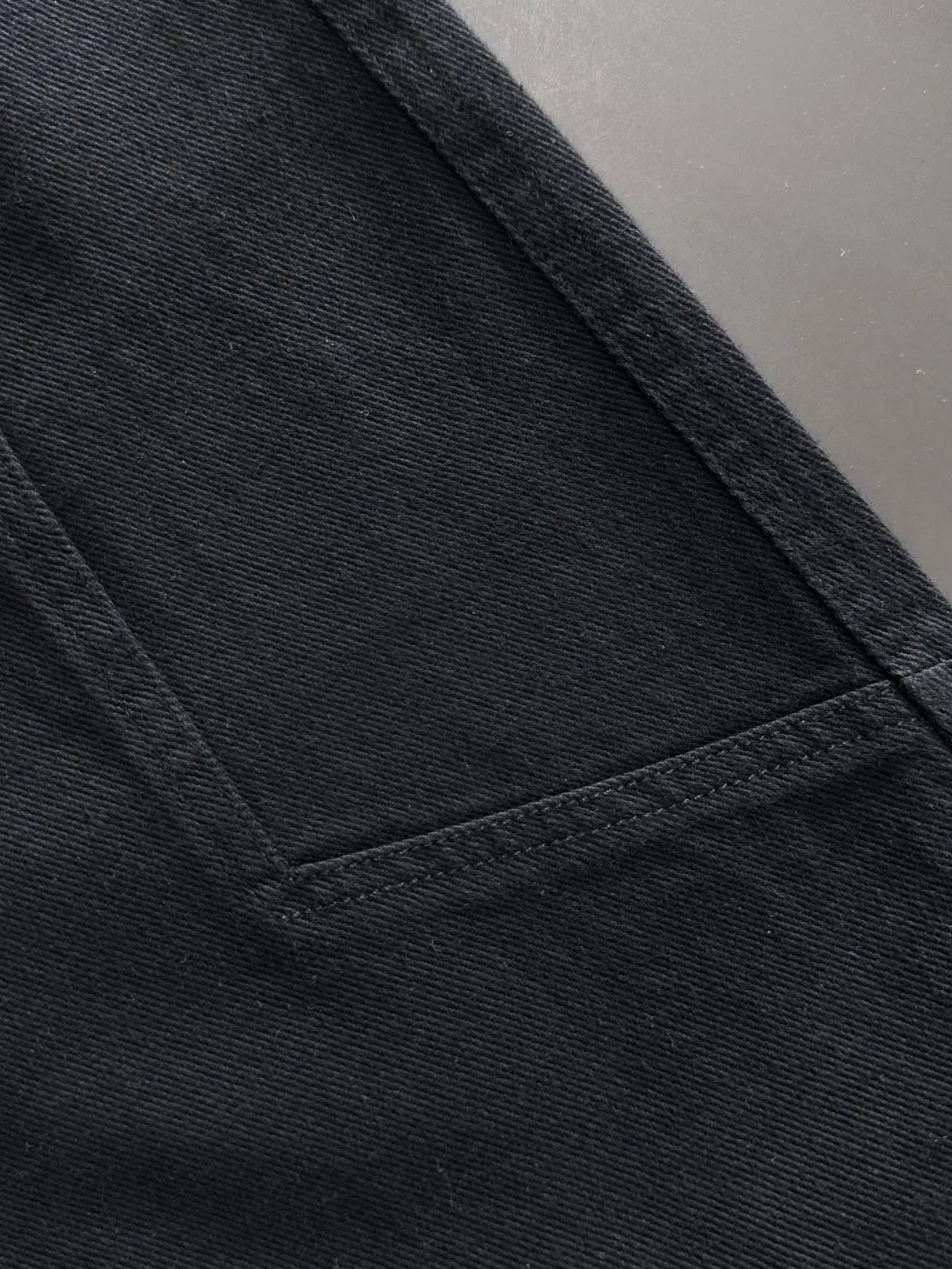 Next day shipment P160 Premium Burberry 2026 Spring/Summer New Arrival elastic band casual shorts, counter-customized fabrics Breathable, high comfort, impeccable details, brand element design concept, reflecting high quality. It feels delicate and soft! It presents a casual cut and the upper body shape is great! Sizes:S-3XL